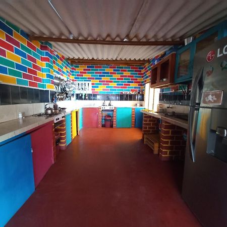 Big Mountain Hostel Huaraz  Buitenkant foto