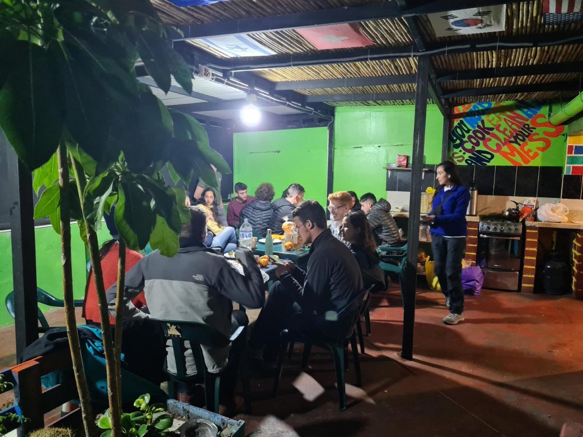Big Mountain Hostel Huaraz  Buitenkant foto
