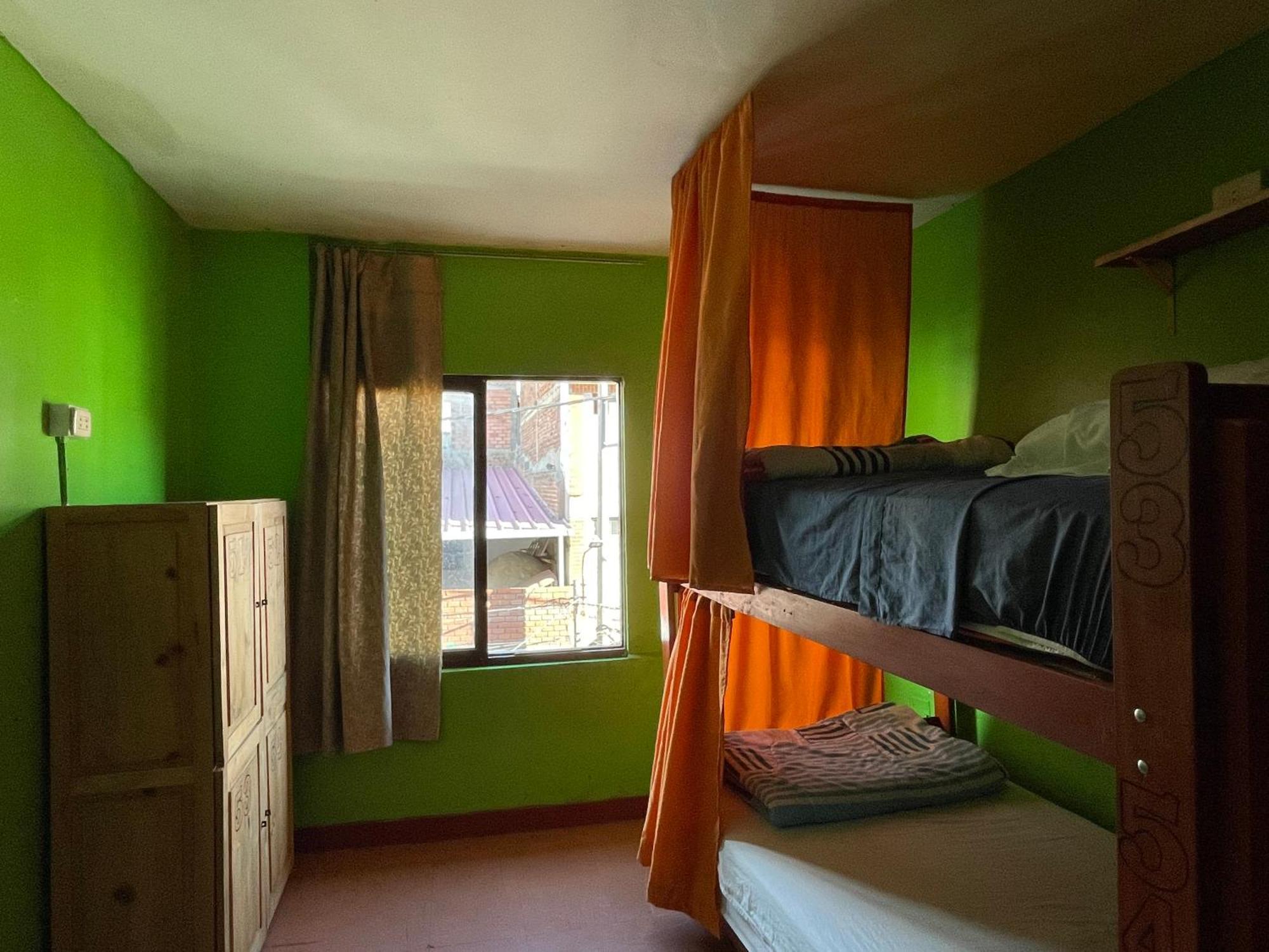 Big Mountain Hostel Huaraz  Buitenkant foto